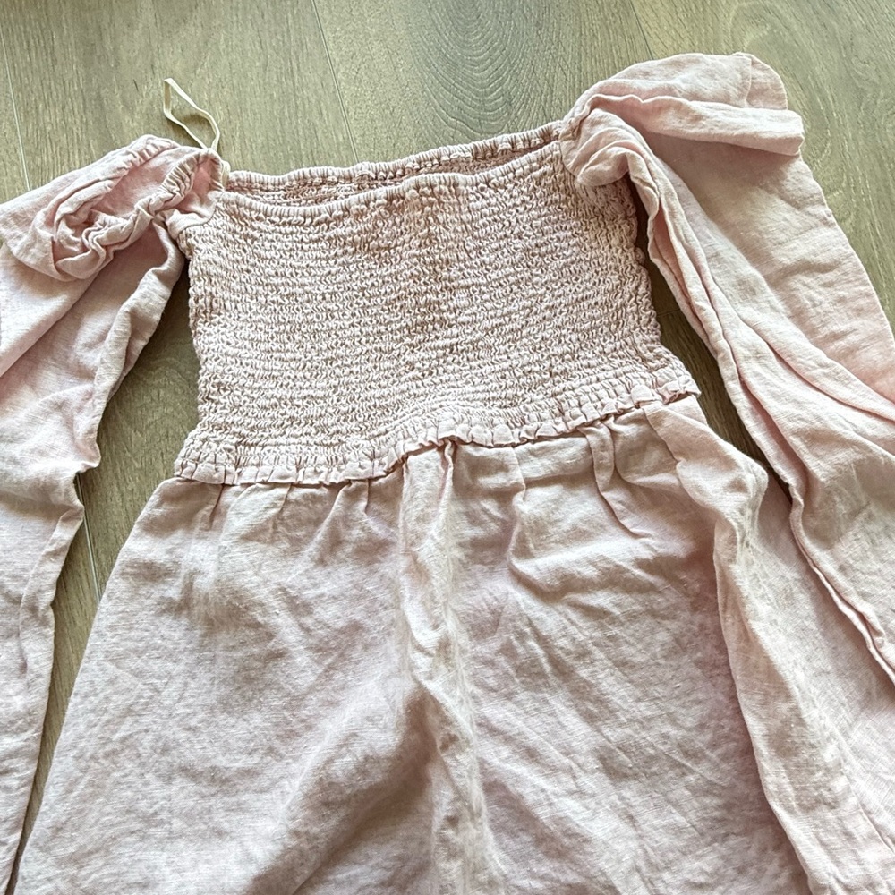Wilfred Blush Smocked Top